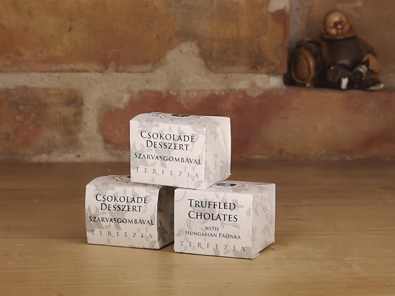 szarvasgombás pálinkás csokoládé bonbon - terfézia